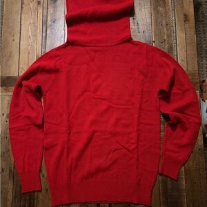 Vintage elegant red Turtleneck Sweater